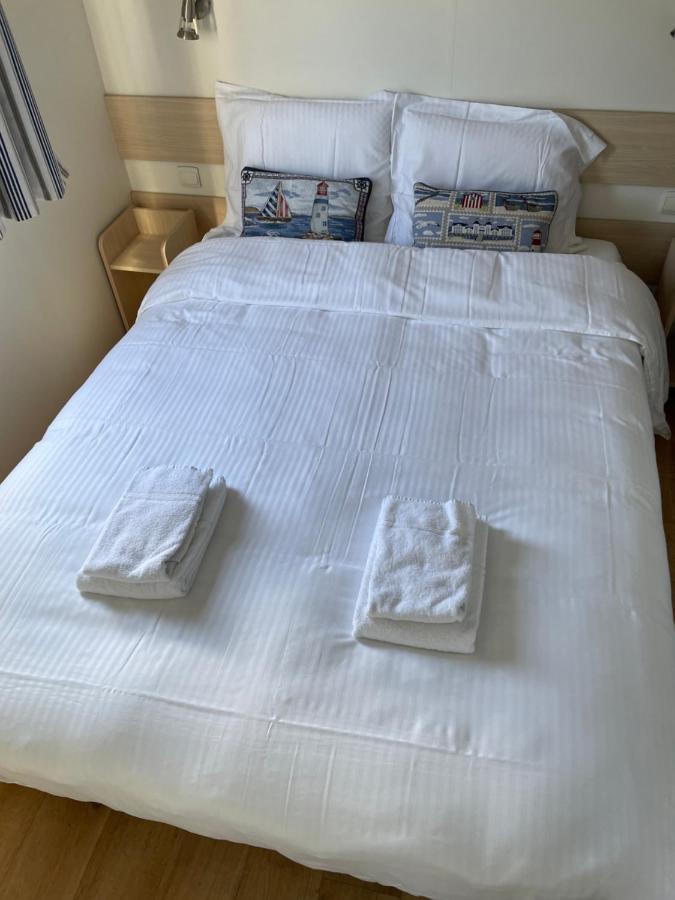Chalet Up To 5 Persons Knokke ภายนอก รูปภาพ