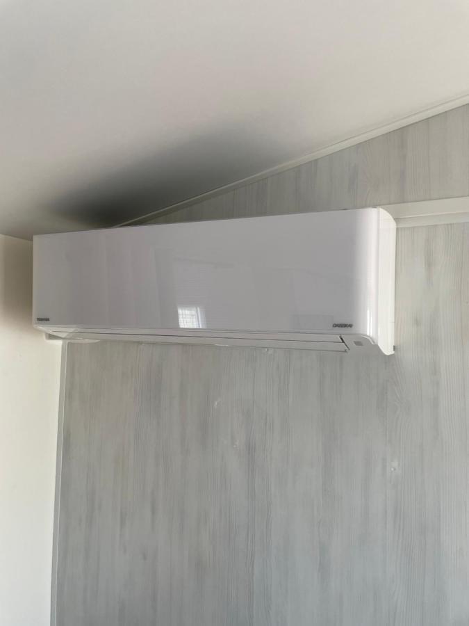 Chalet Up To 5 Persons Knokke ภายนอก รูปภาพ