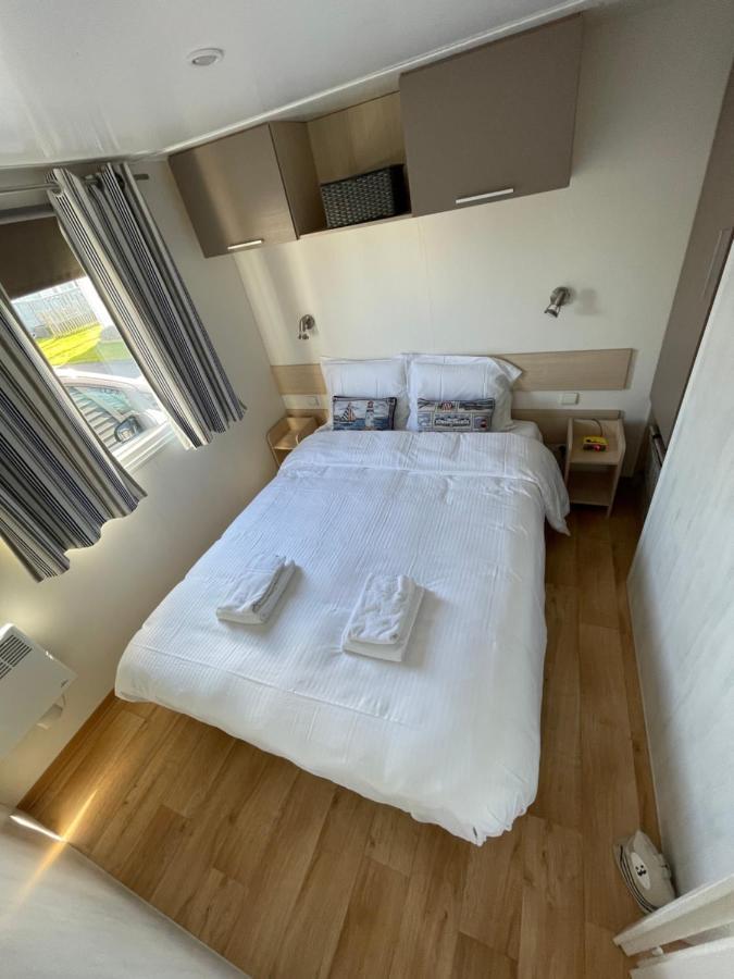Chalet Up To 5 Persons Knokke ภายนอก รูปภาพ